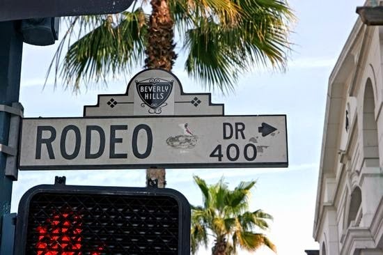 Rua Rodeo Drive em Los Angeles na Califórnia