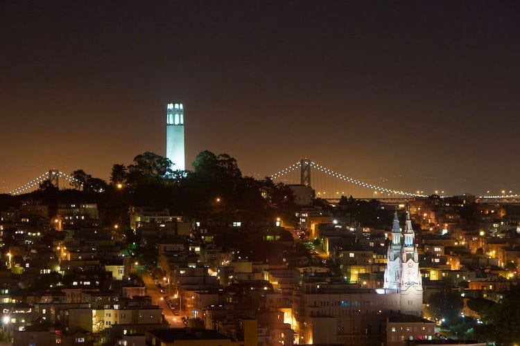 Estrutura do Mirante Coit Tower em San Francisco na Califórnia