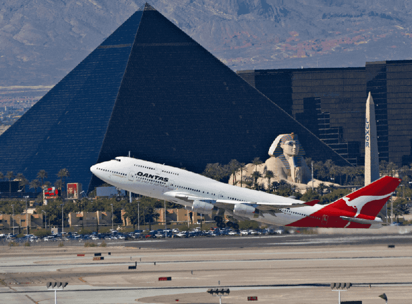 Avião no Aeroporto Internacional McCarran em Las Vegas